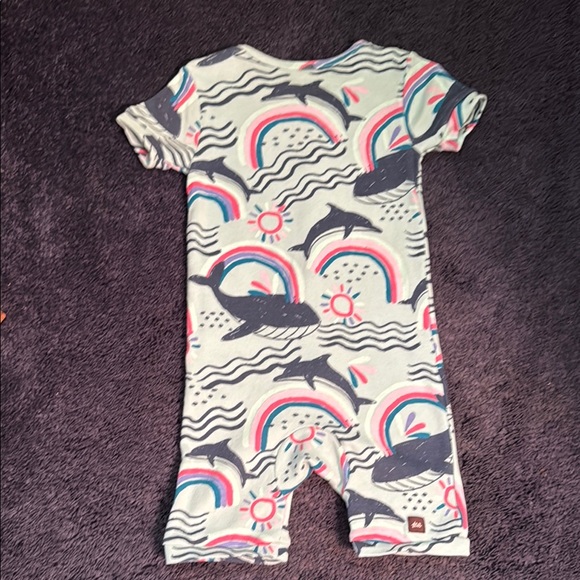 Tea Collection 100% Cotton Rockabye Baby Romper PJ’s in “Rainbow Splash” Print - Picture 8 of 12